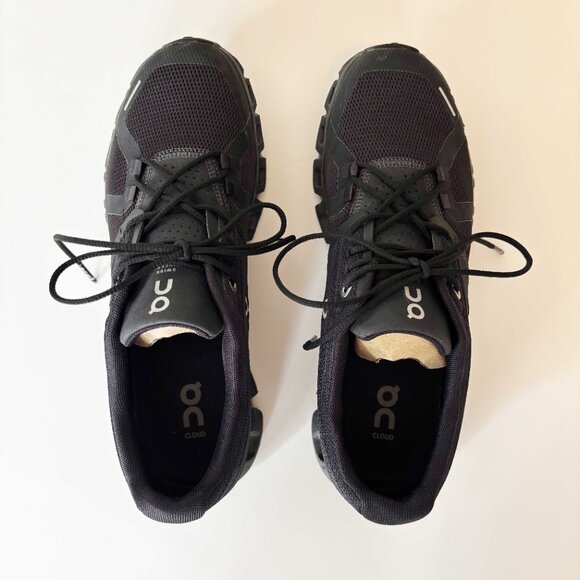 On All Black Cloud 5 Running Shoes size 9 - Picture 10 of 15
